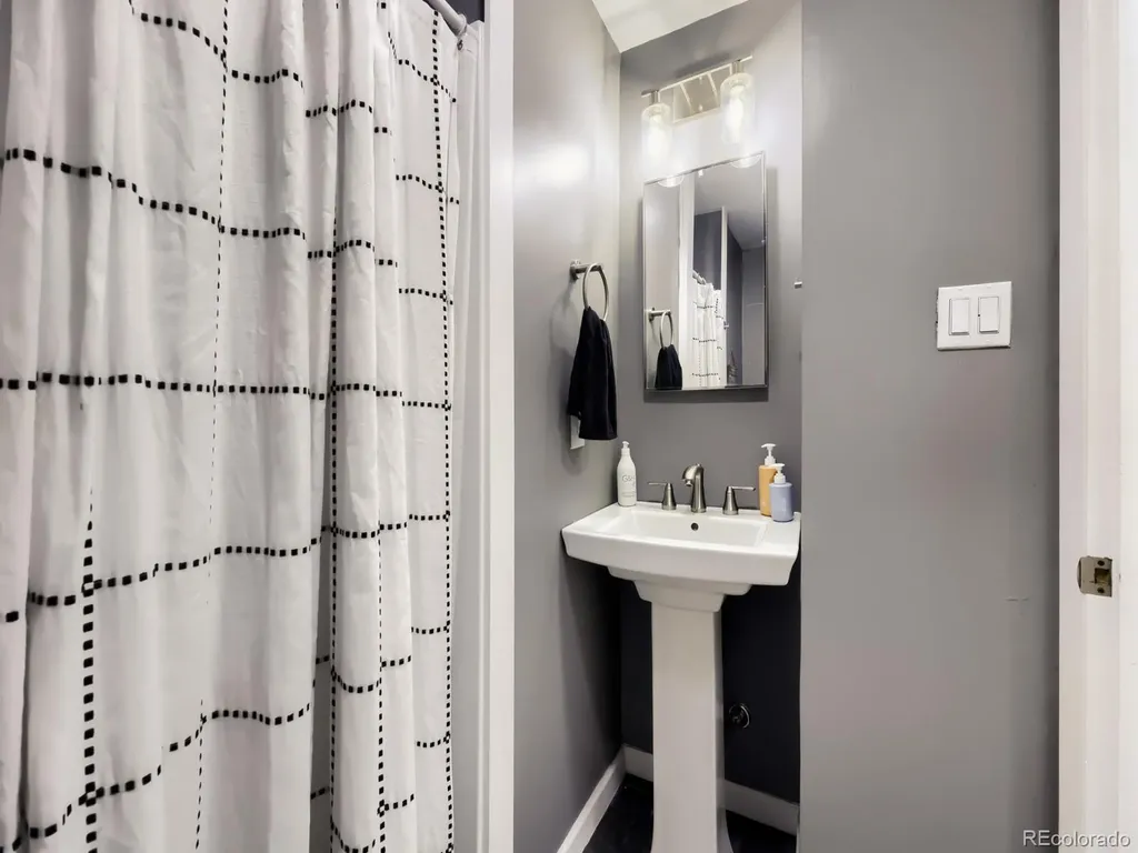 385 Main Street Broomfield CO 80020