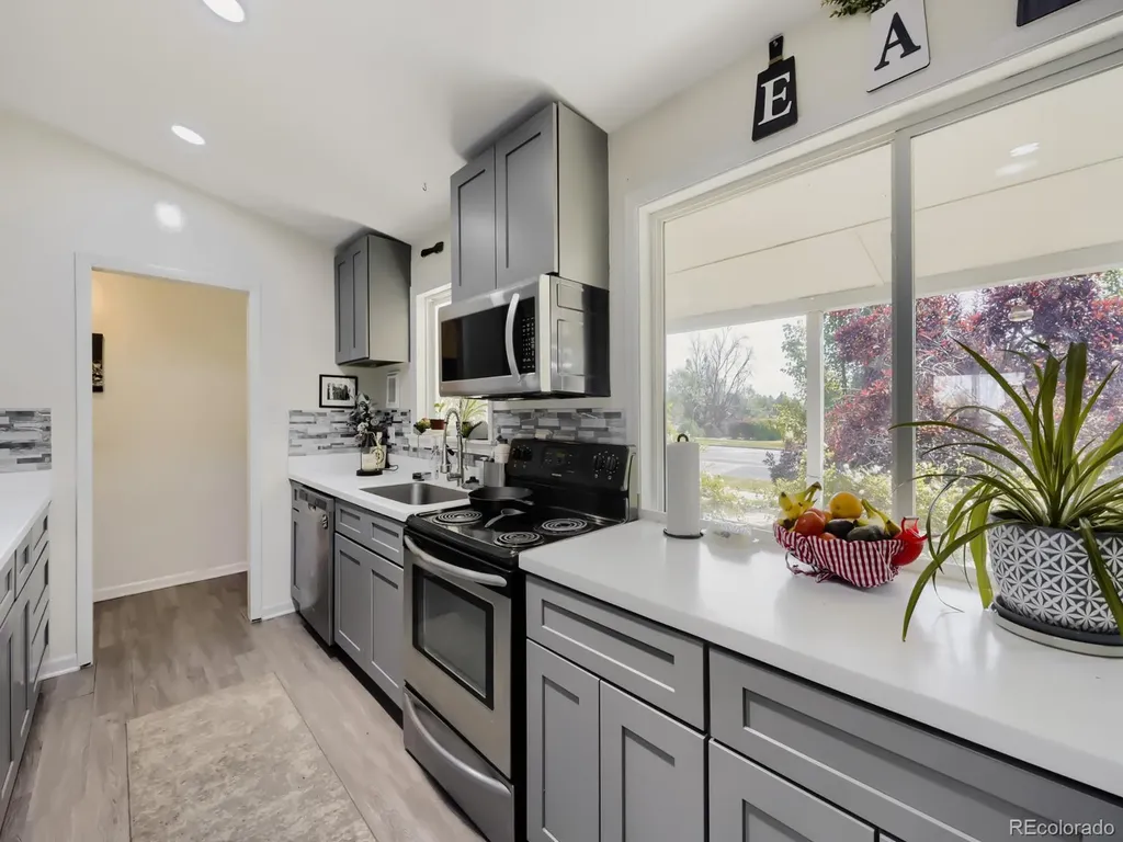 385 Main Street Broomfield CO 80020