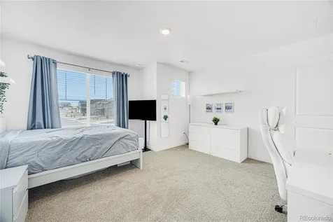 43196 Capilano Club Court Elizabeth CO 80107