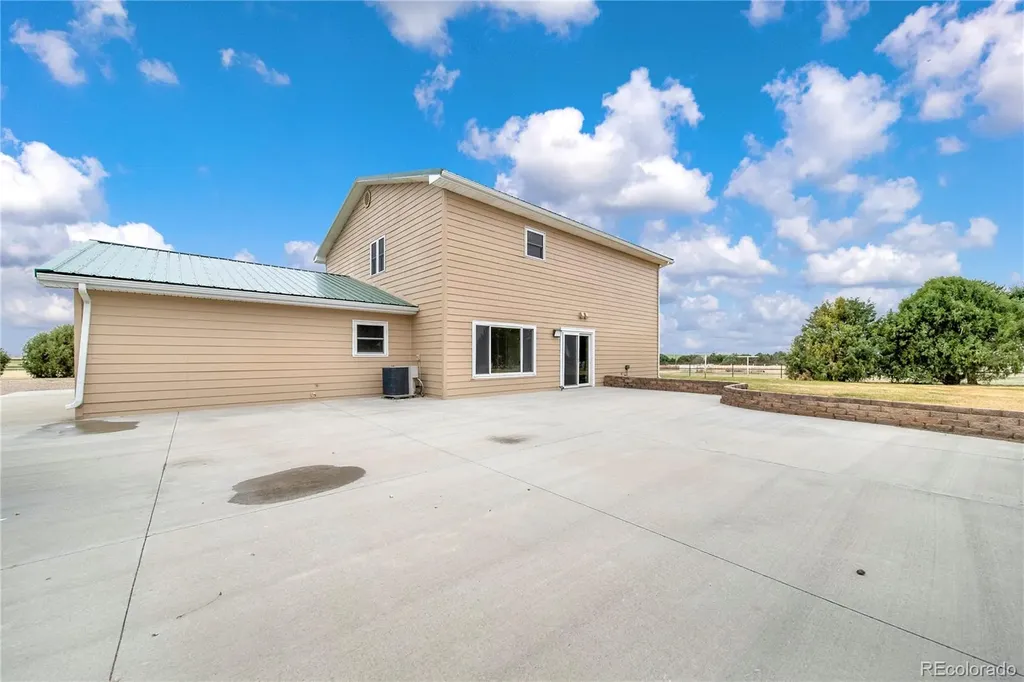 20211 County Road 27 Holyoke CO 80734