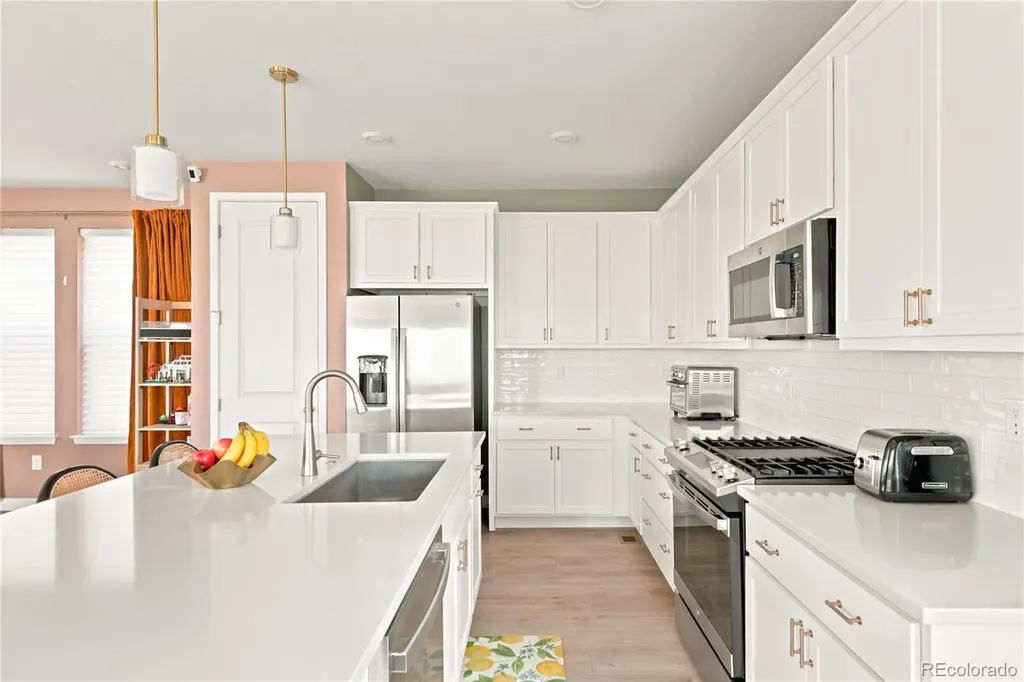 15736 W Girard Avenue Morrison CO 80465