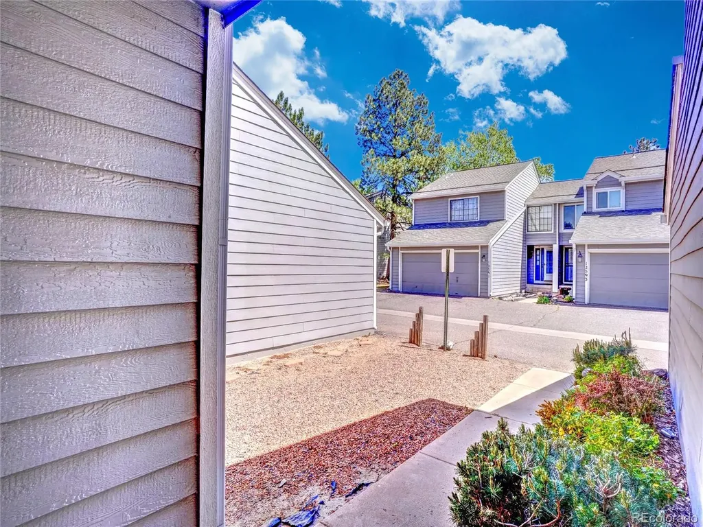 12592 E Cornell Circle Aurora CO 80014