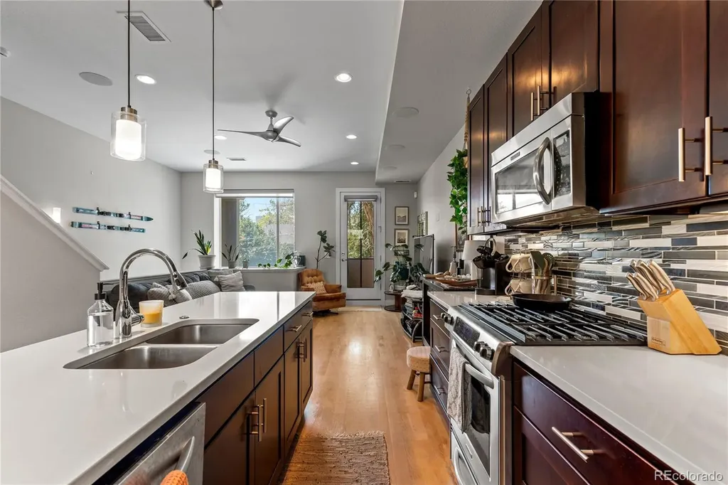 3295 W 17th Avenue Denver CO 80204