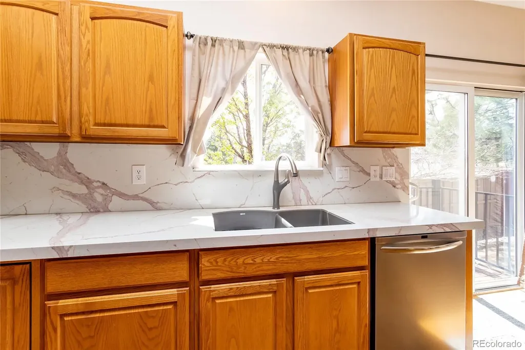 1676 Pinon Glen Circle Colorado Springs CO 80919