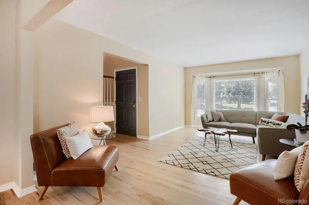 921 W Kettle Avenue Littleton CO 80120