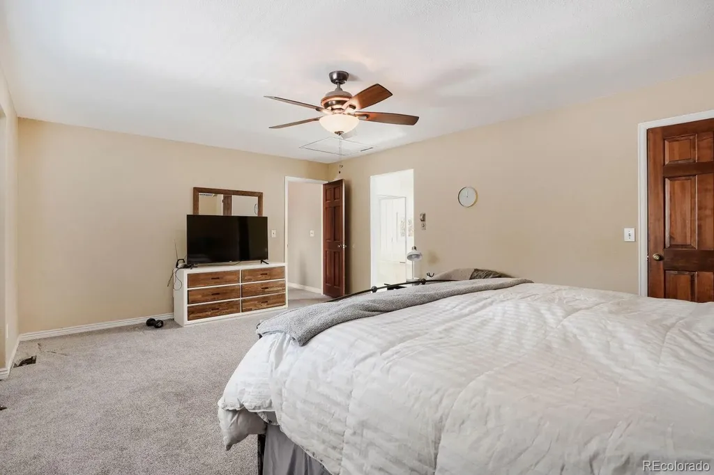 921 W Kettle Avenue Littleton CO 80120