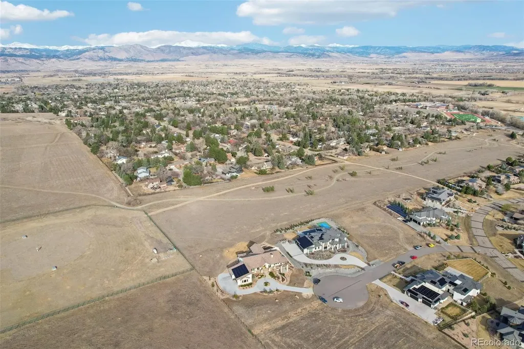 6689 Asher Court Niwot CO 80503