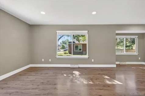 1729 S Lee Street Lakewood CO 80232