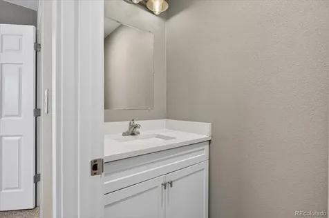 1729 S Lee Street Lakewood CO 80232