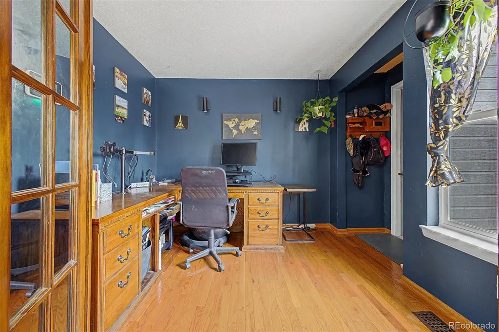 4882 S Genoa Street Aurora CO 80015