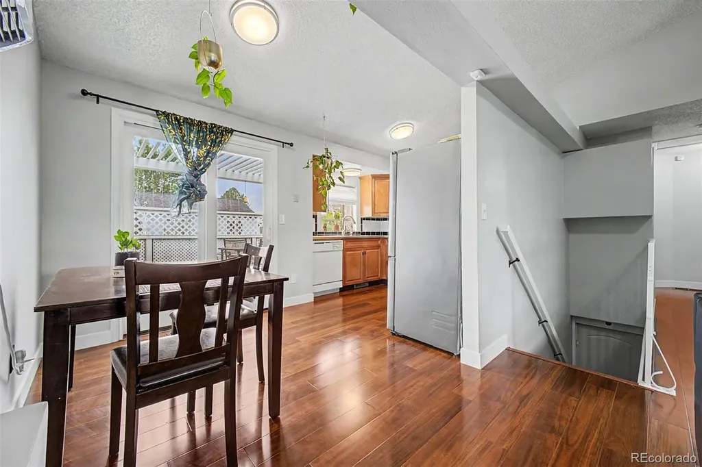 4882 S Genoa Street Aurora CO 80015