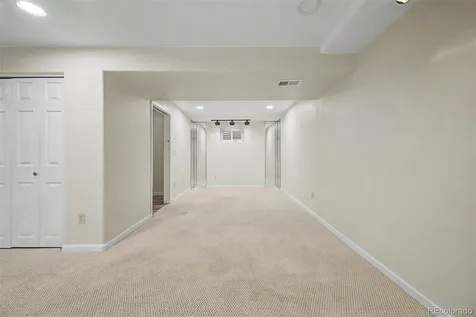 4882 S Genoa Street Aurora CO 80015