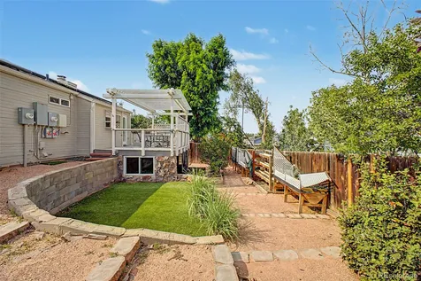 4882 S Genoa Street Aurora CO 80015