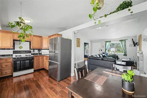 4882 S Genoa Street Aurora CO 80015