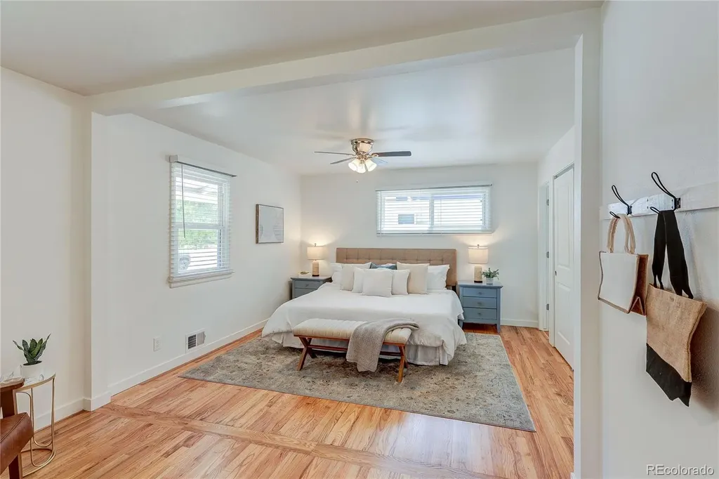 2861 S Holly Place Denver CO 80222