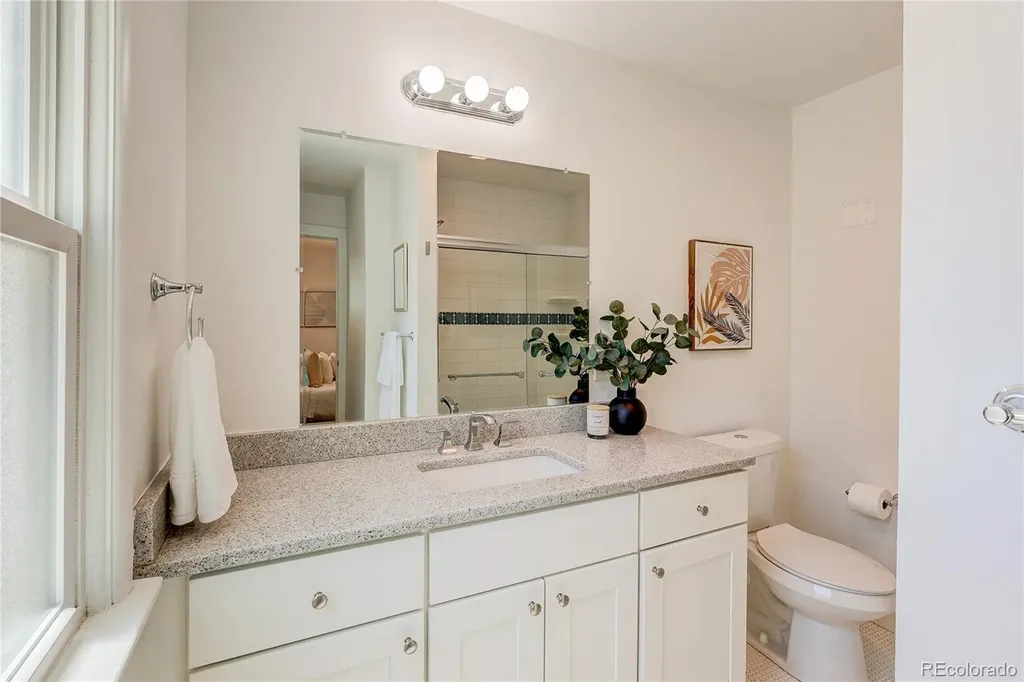 2861 S Holly Place Denver CO 80222