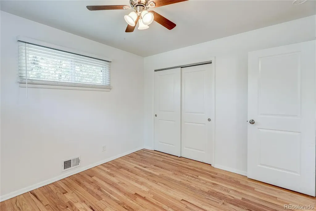 2861 S Holly Place Denver CO 80222