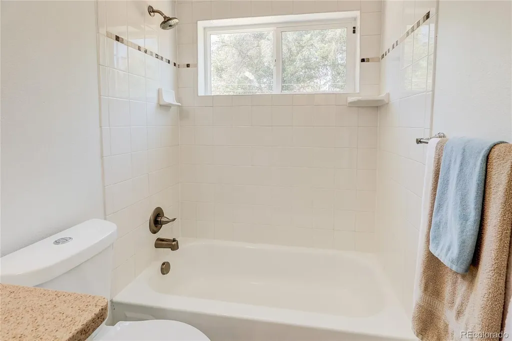 2861 S Holly Place Denver CO 80222