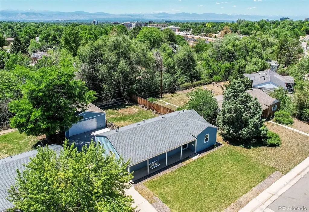 2861 S Holly Place Denver CO 80222