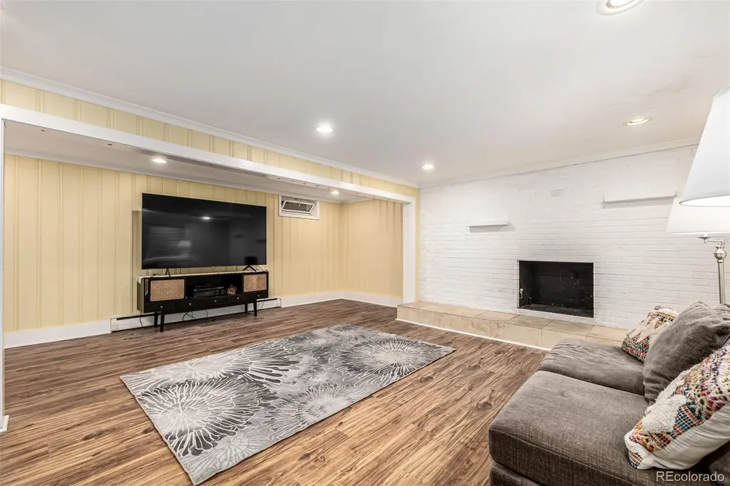 4725 Quay Street Wheat Ridge CO 80033