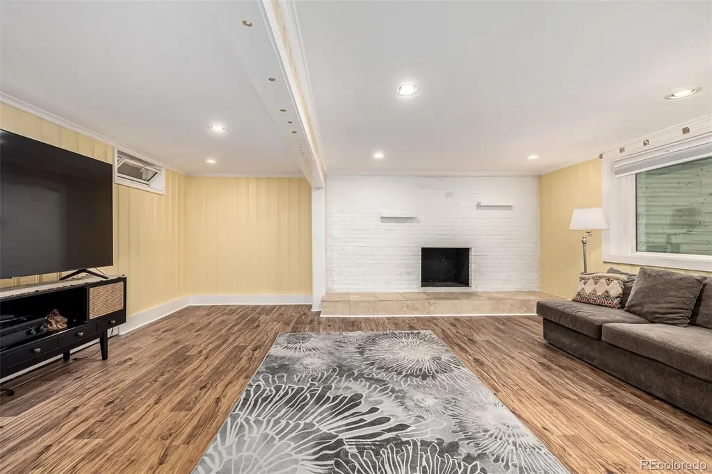 4725 Quay Street Wheat Ridge CO 80033