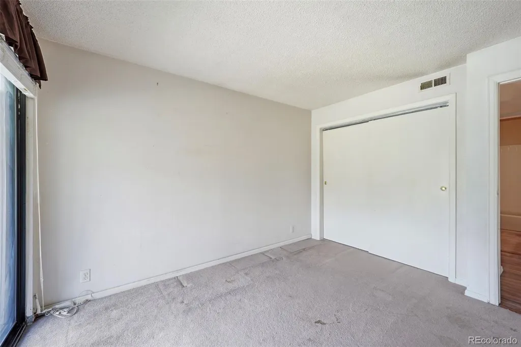 907 S Yampa Street Aurora CO 80017