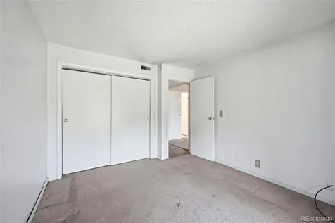 907 S Yampa Street Aurora CO 80017