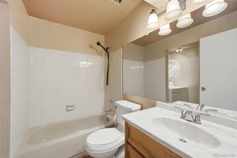 907 S Yampa Street Aurora CO 80017