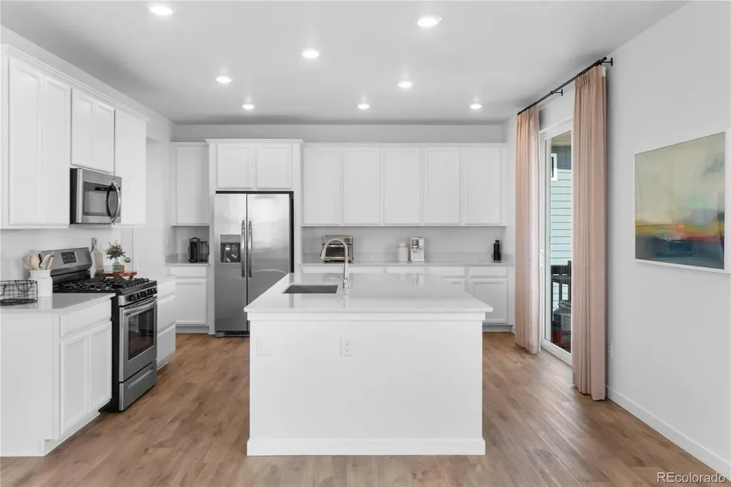 1147 E Hopkins Drive Elizabeth CO 80107