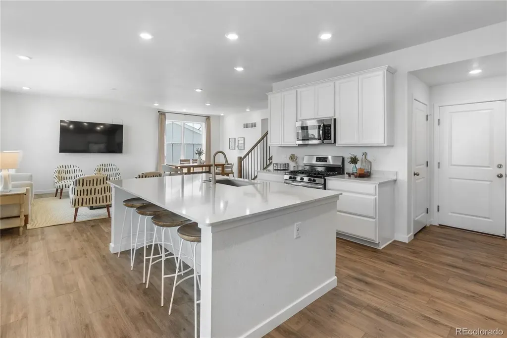 1147 E Hopkins Drive Elizabeth CO 80107