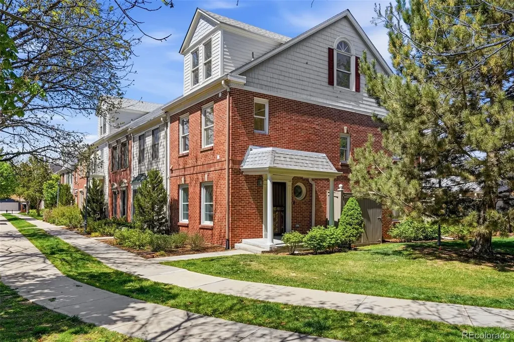 944 Ivanhoe Street Denver CO 80220