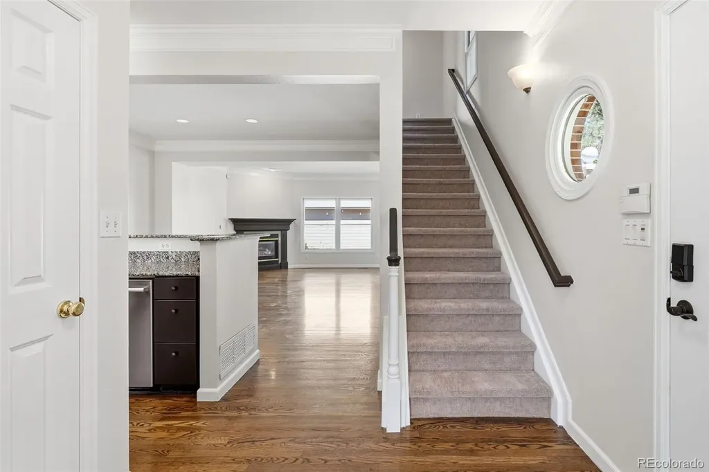 944 Ivanhoe Street Denver CO 80220