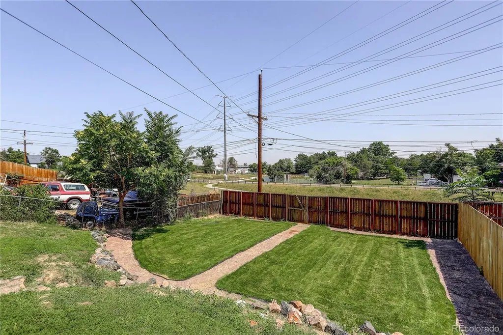 4926 Sherman Street Denver CO 80216