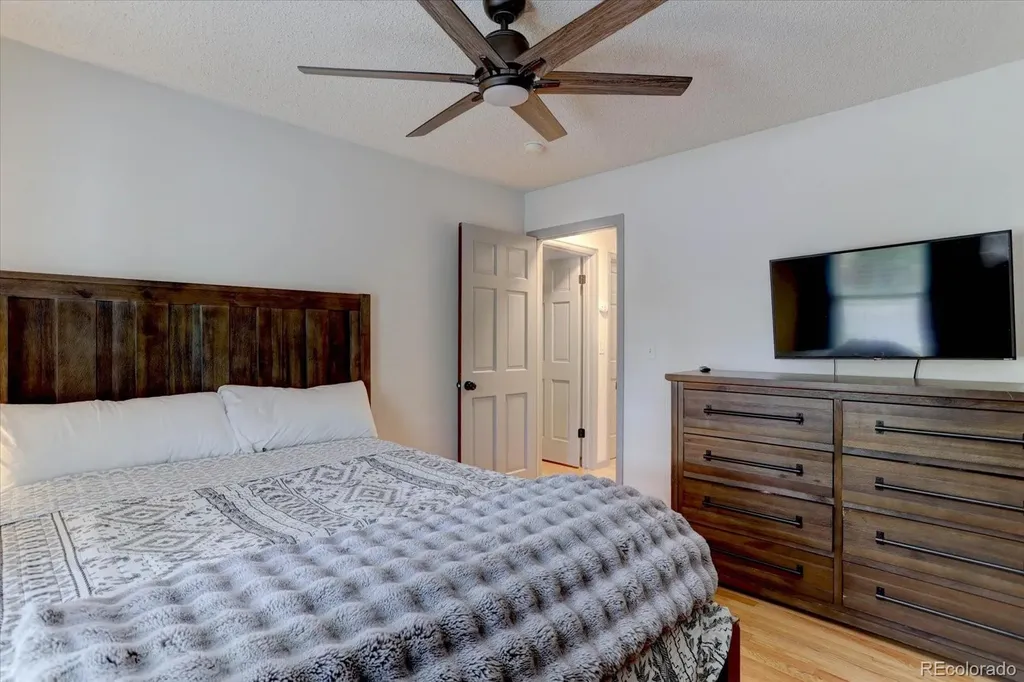 7072 S Lewis Court Littleton CO 80127