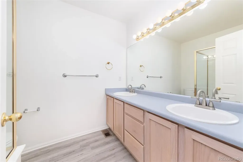 2753 W Riverwalk Circle Littleton CO 80123