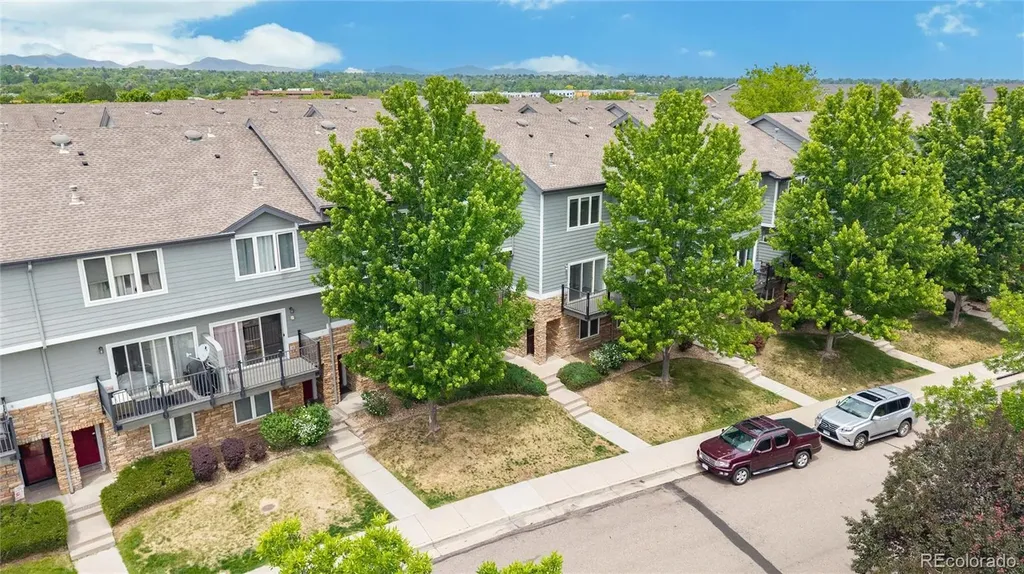 2753 W Riverwalk Circle Littleton CO 80123