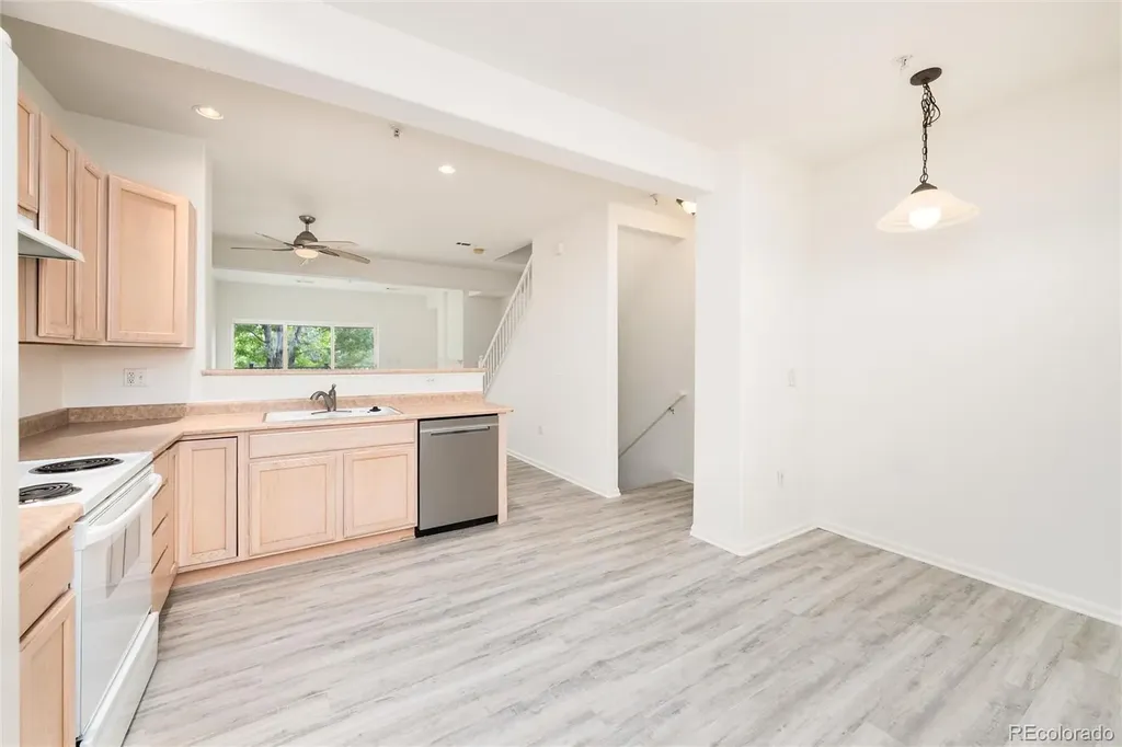 2753 W Riverwalk Circle Littleton CO 80123