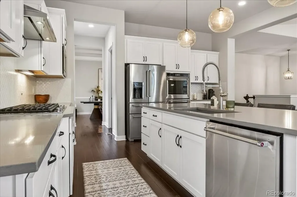 22280 Boundstone Drive Parker CO 80138