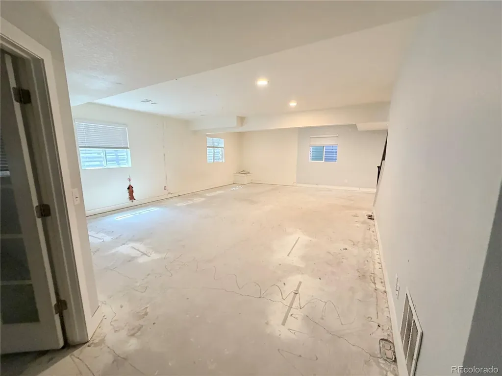 6364 S Harvest Street Aurora CO 80016