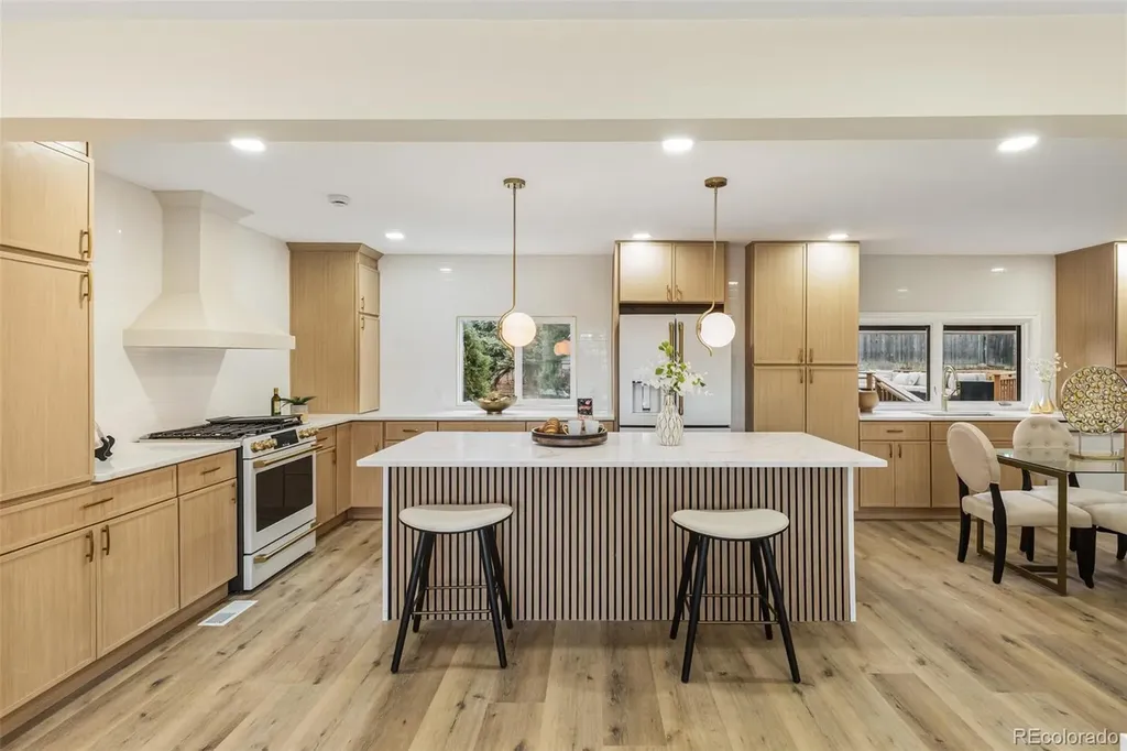 6708 W Portland Avenue Littleton CO 80128