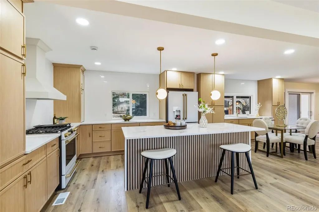 6708 W Portland Avenue Littleton CO 80128