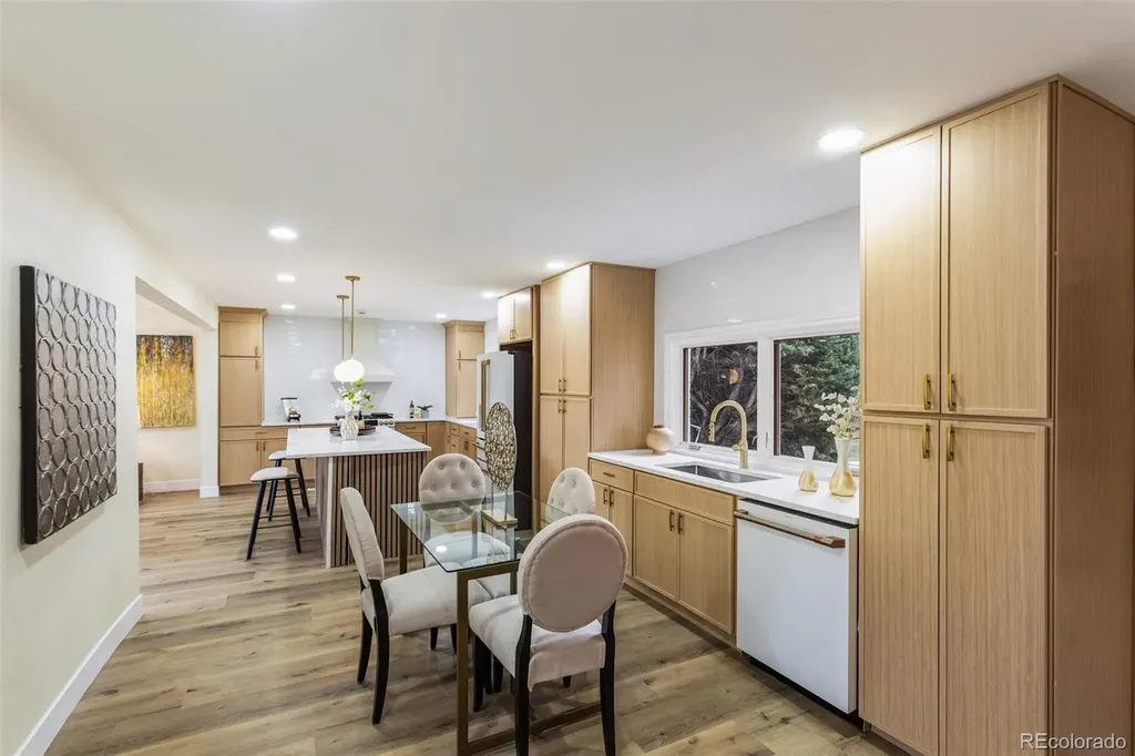 6708 W Portland Avenue Littleton CO 80128