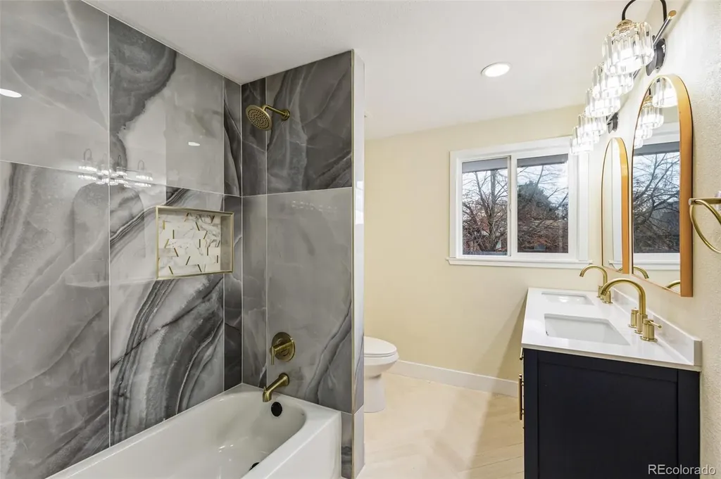 6708 W Portland Avenue Littleton CO 80128