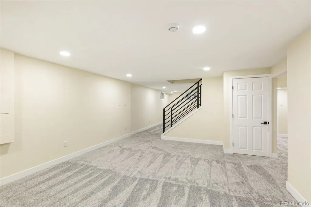6708 W Portland Avenue Littleton CO 80128