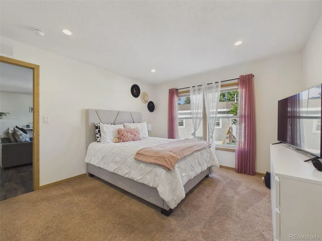 2910 Oriole Street Denver CO 80260