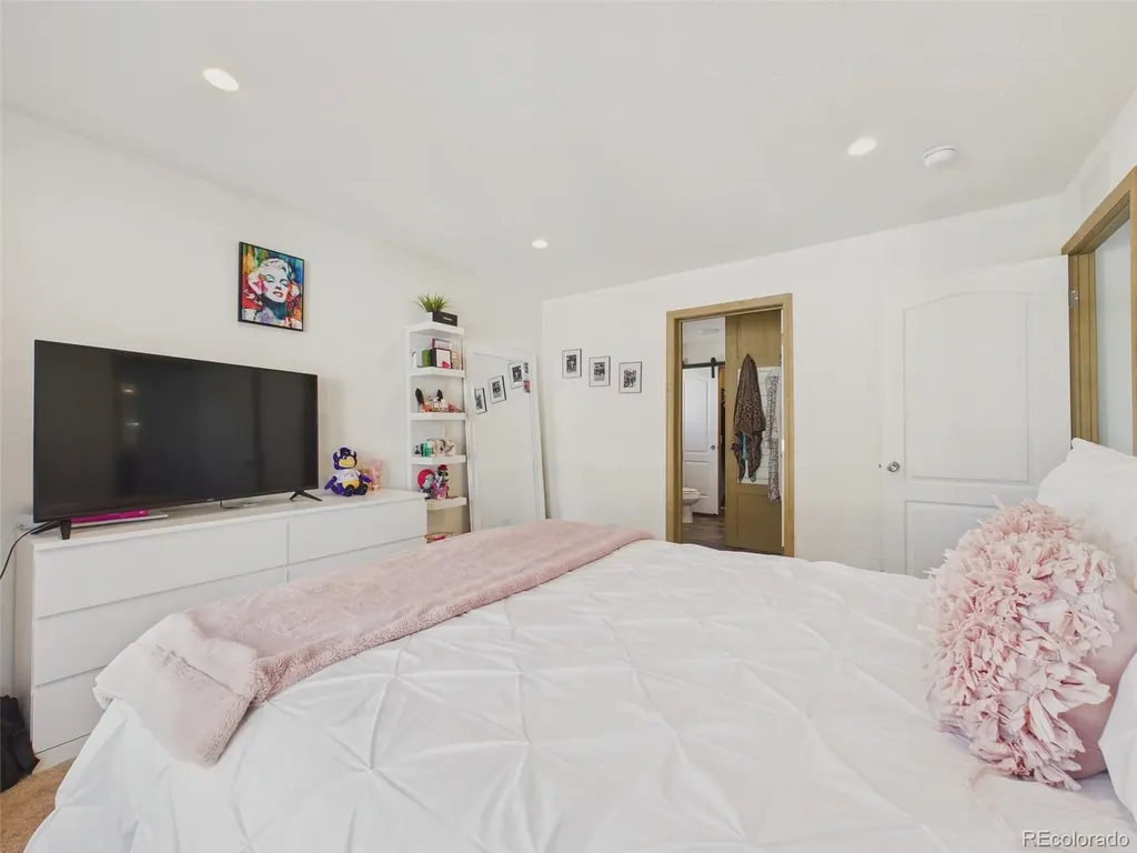 2910 Oriole Street Denver CO 80260