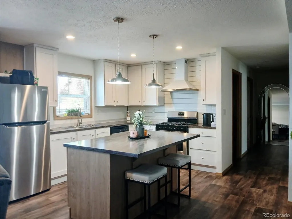 2910 Oriole Street Denver CO 80260