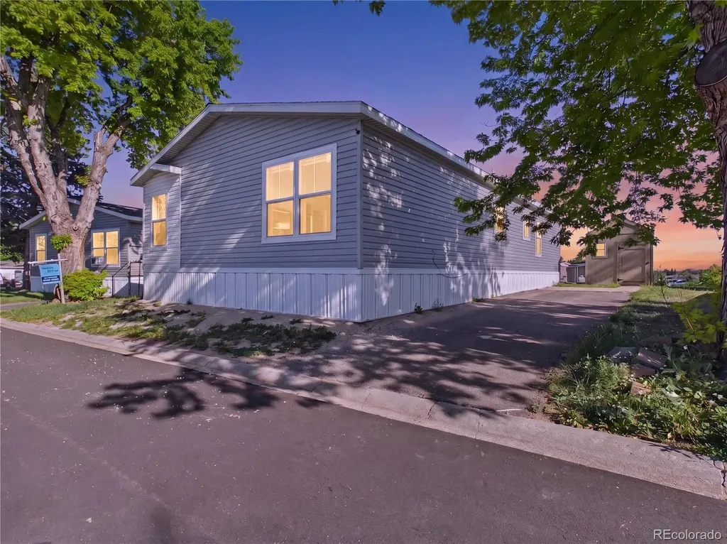 2910 Oriole Street Denver CO 80260