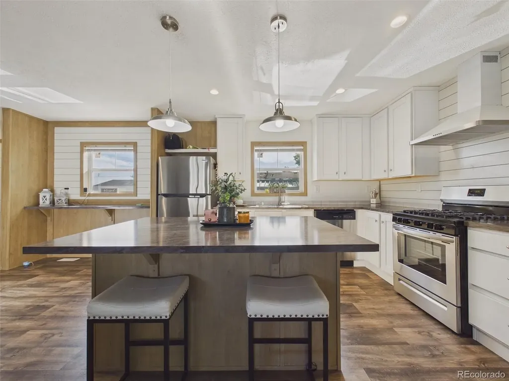 2910 Oriole Street Denver CO 80260