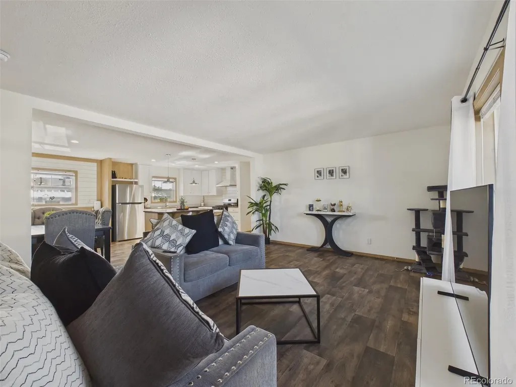 2910 Oriole Street Denver CO 80260